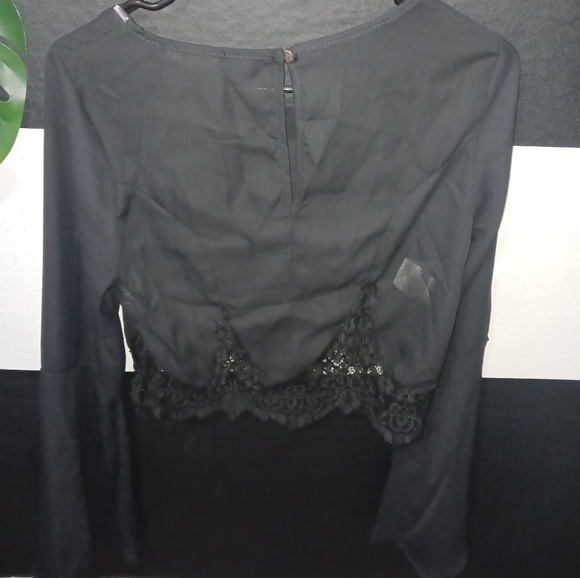 Bundle of NEW Women rhinestone bling round neck bell sleeve blouses - Picture 15 of 16